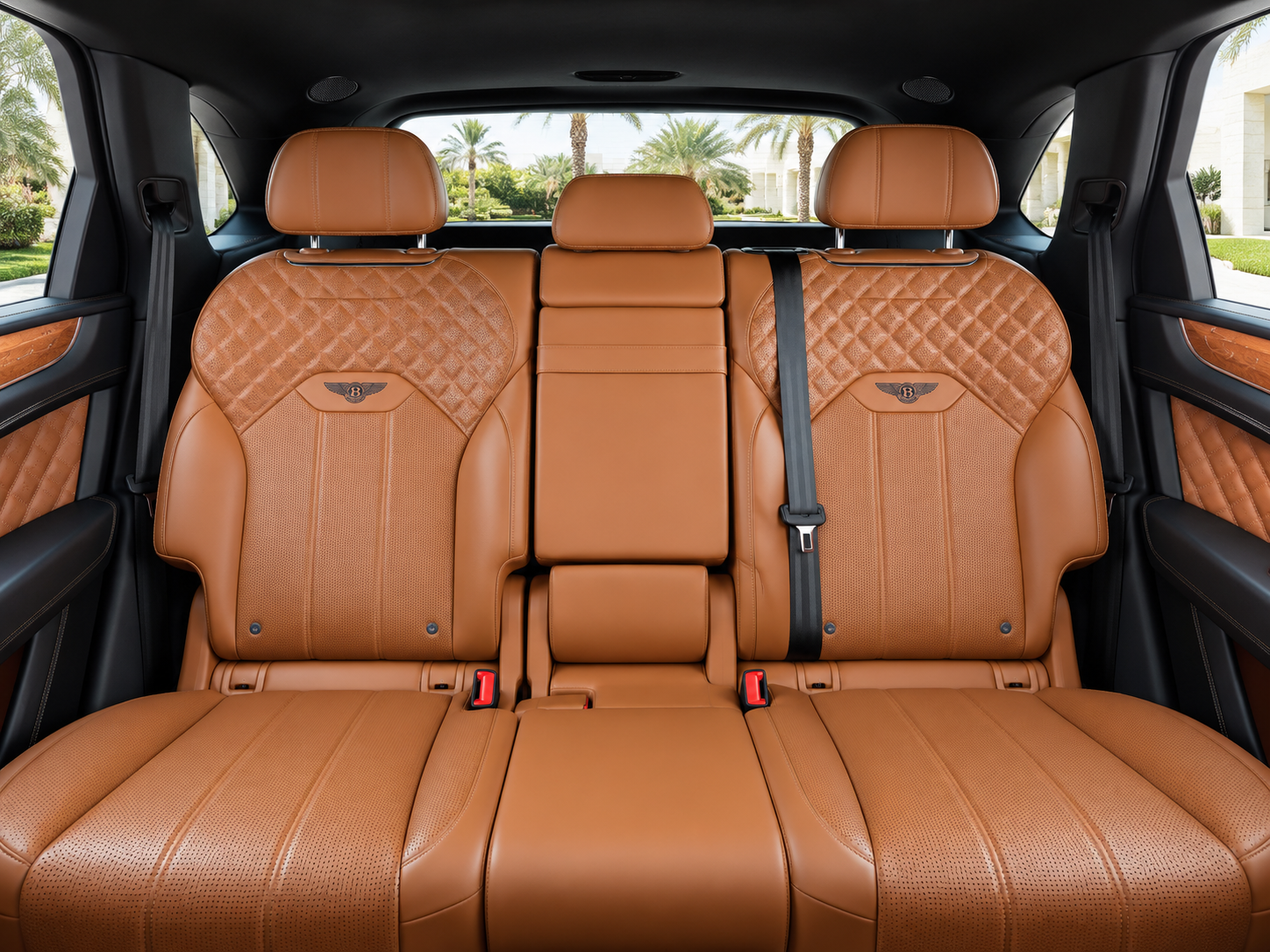 Bentley Bentayga — miniature 8